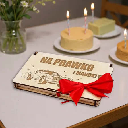 Drewniane Pudełko na pieniądze prezent z okazji zdania Prawo jazdy