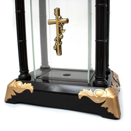 Zestaw 2 zniczy latarnia czarny z krzyżem i ozdobnymi złotymi detalami